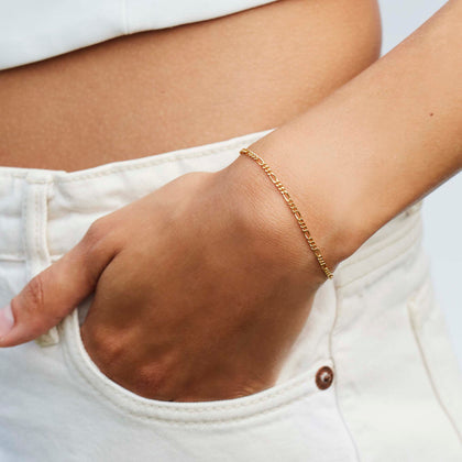Figaro Bracelet Gold